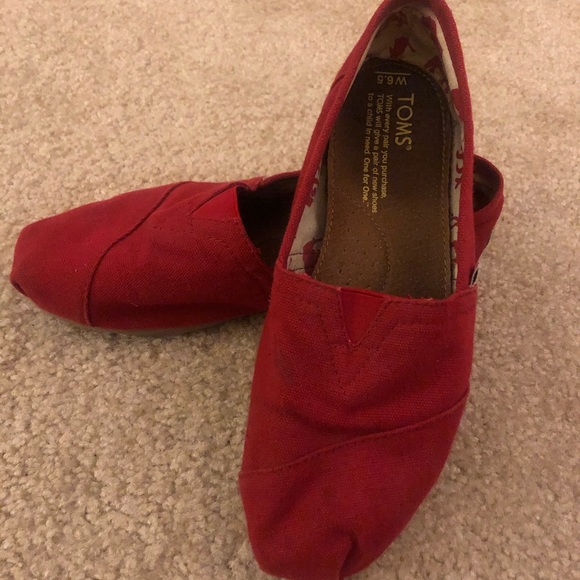 Toms Shoes - Red Canvas Women’s Classic TOMS